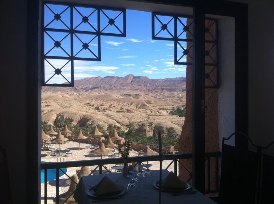 Tamerza Plalace, une vue sur les contre-fort du désert