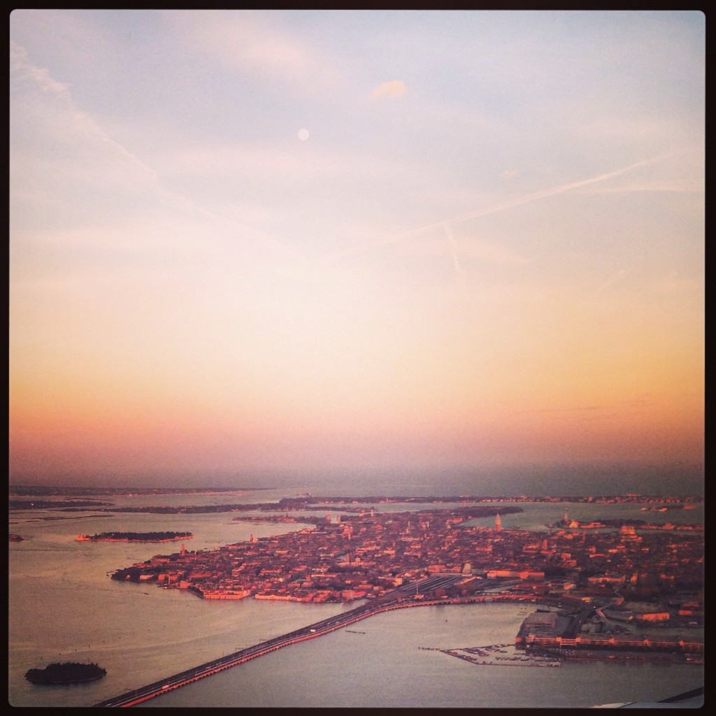 6. Un coucher de soleil sur la ville de Venise