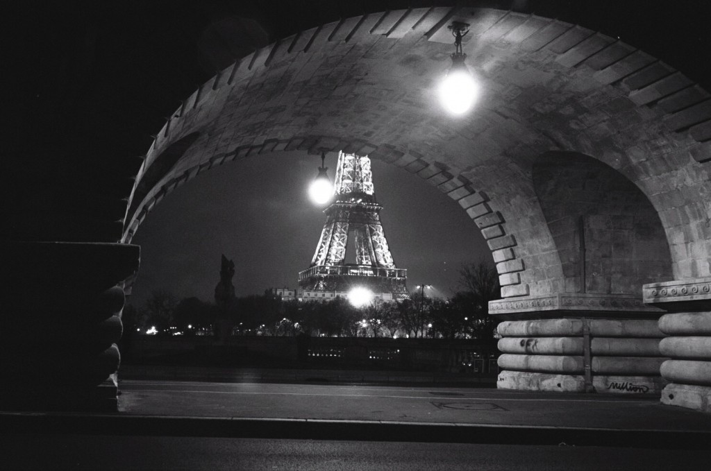 Paris de nuit, c'est une ambiance indescriptible