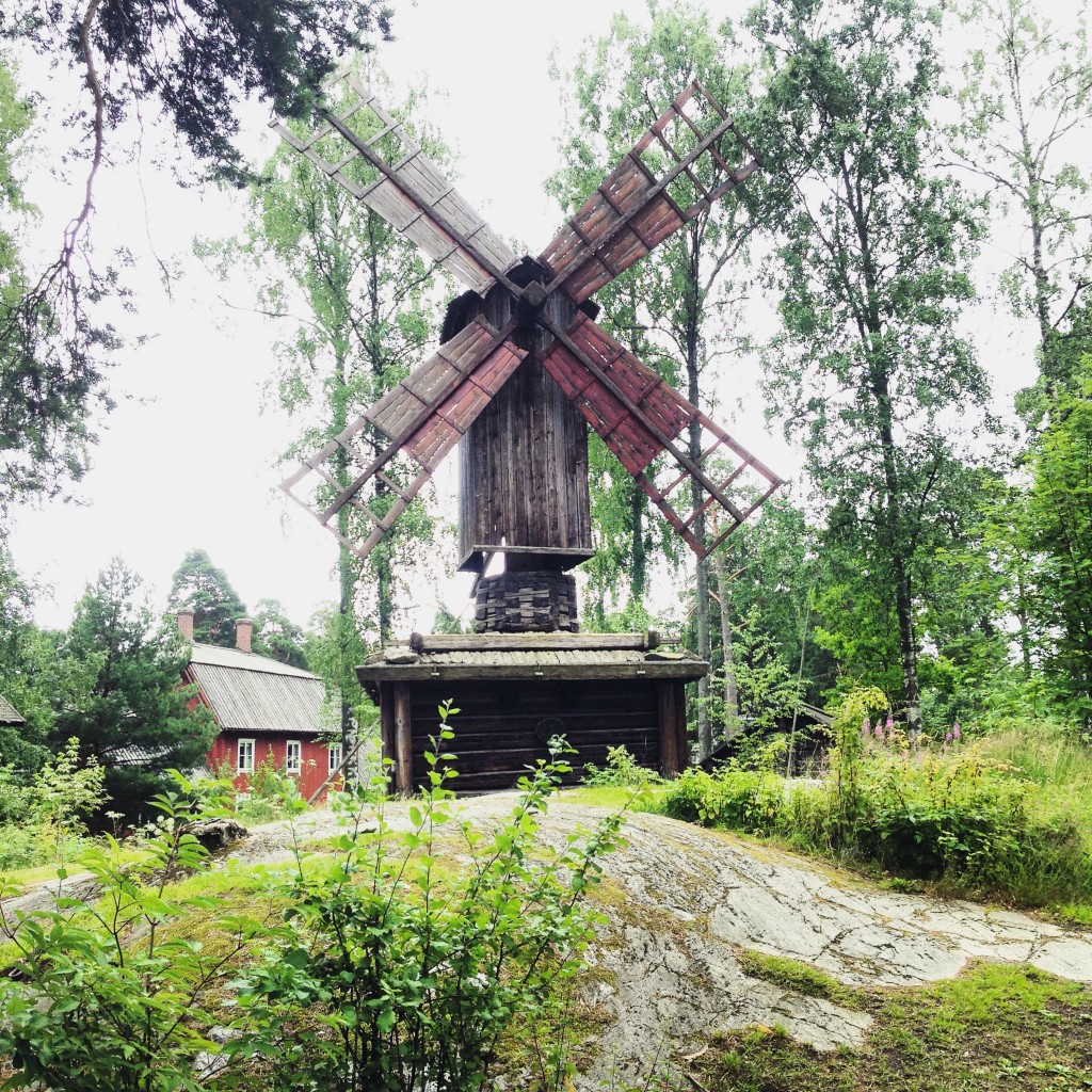 73. Un petit moulin à vent finlandais