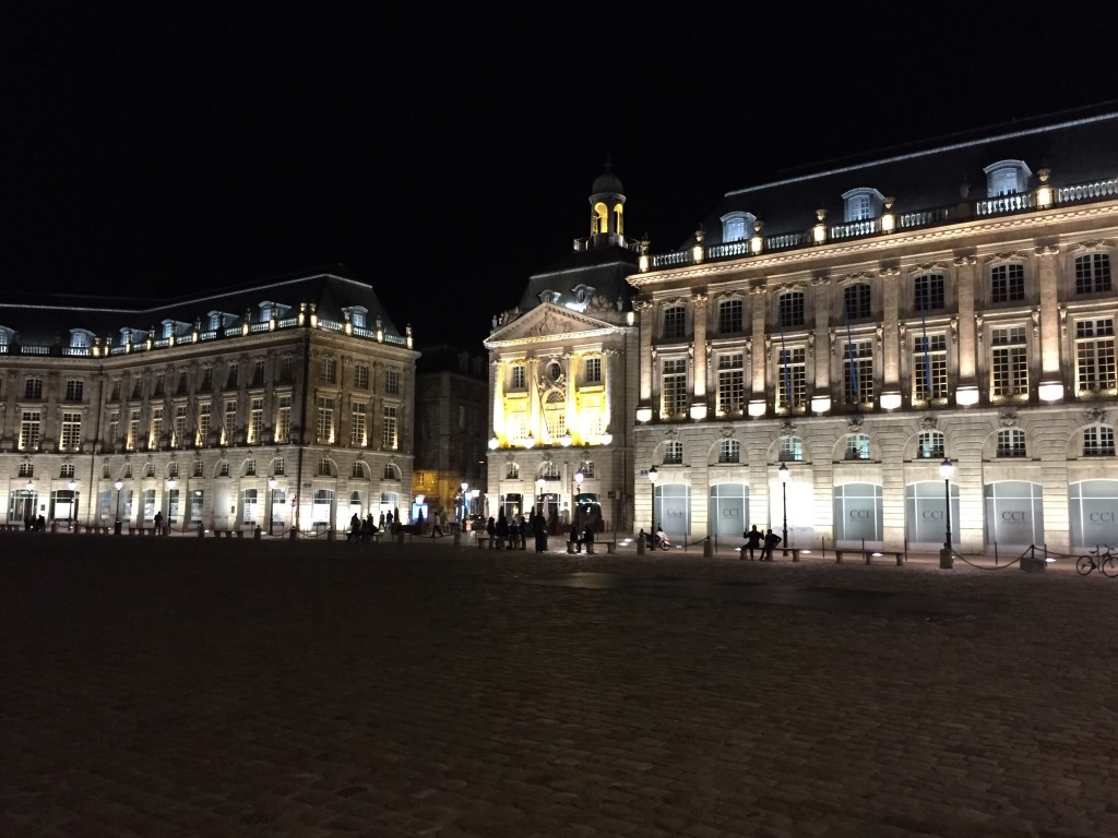 Bordeaux la nuit