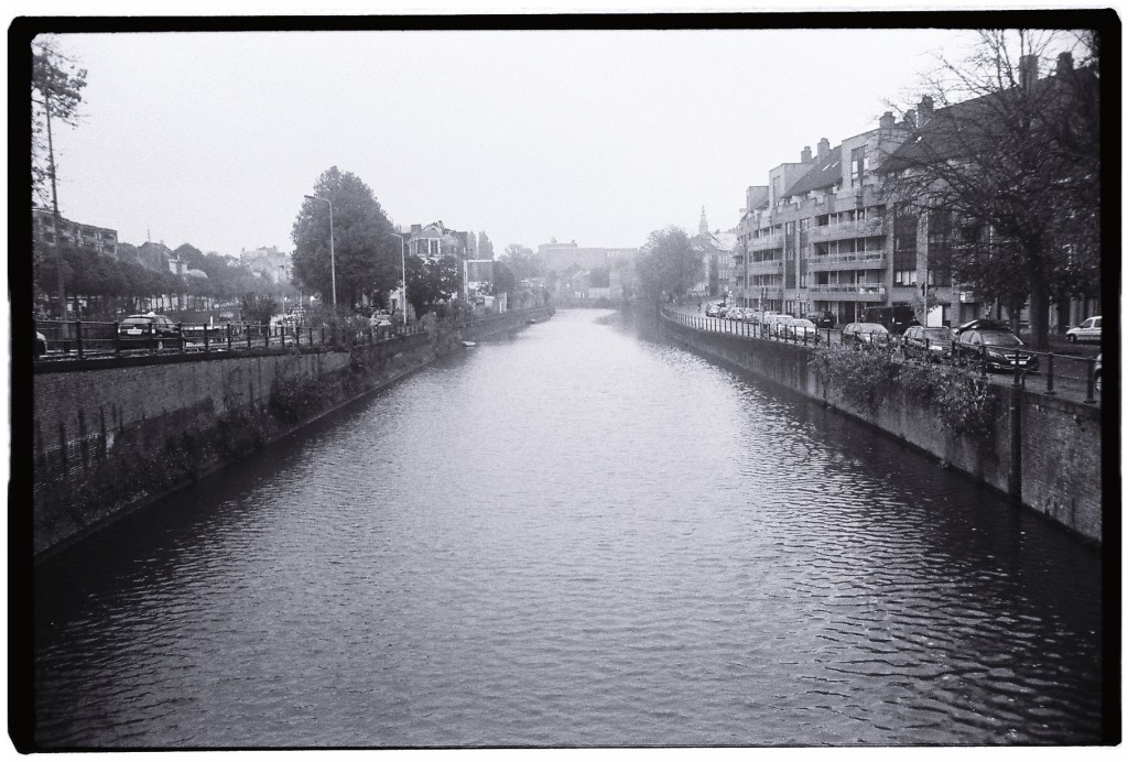 Un des nombreux canaux de la ville de Gand