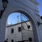 L'entrée latérale de l'église del Rocio