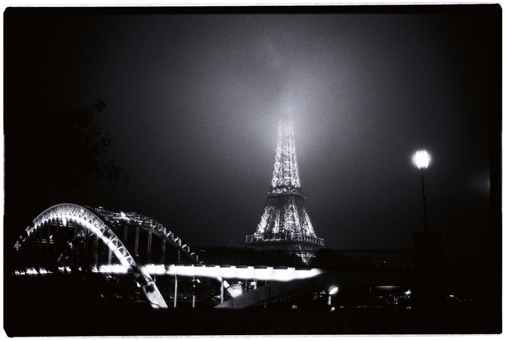 Paris perdu dans la nuit
