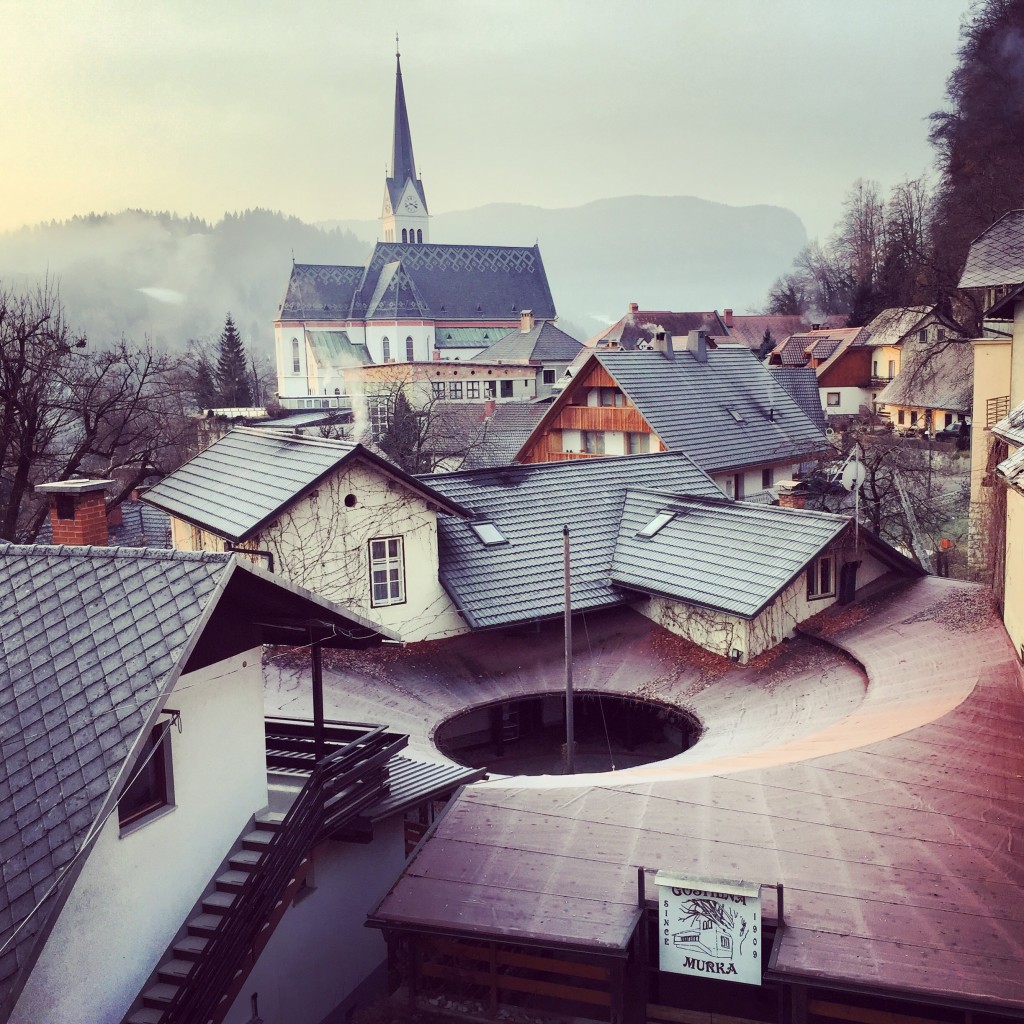 La ville de bled au lever du jour