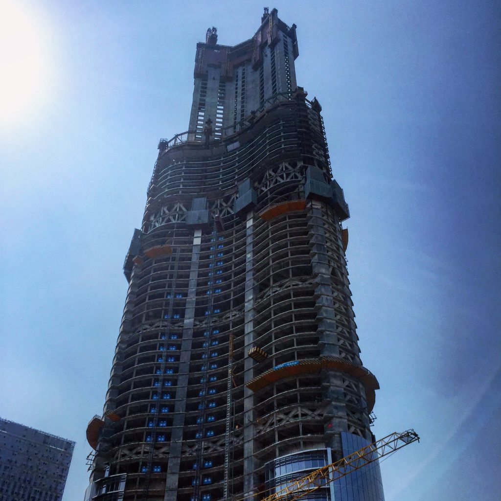 La troisième plus haute tour du monde est en construction.