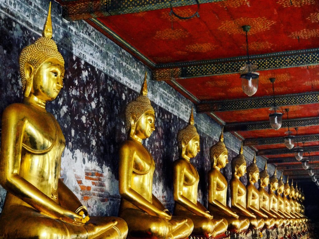 Bouddhas en stock à Bangkok
