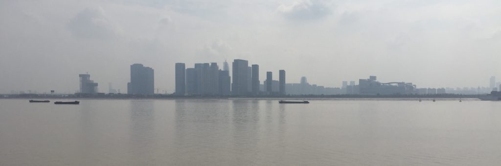 Hangzhou, sur les bords du fleuve