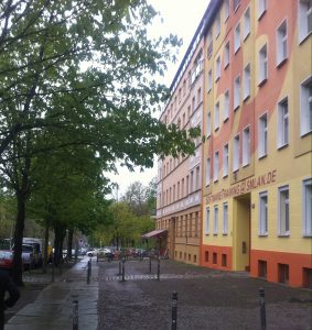 Un bâtiment coloré à Berlin