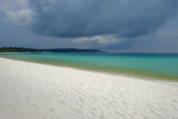 Une plage quelque part au large du Cambodge