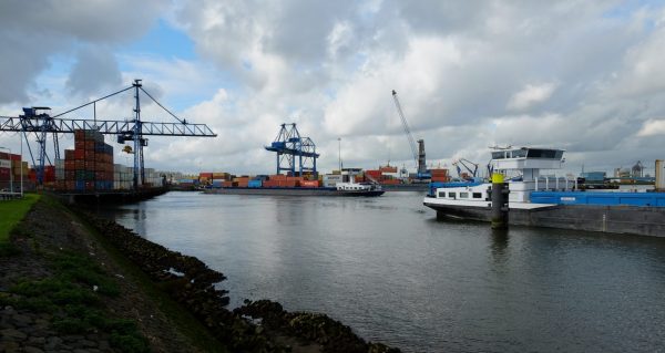 L'impressionnant port de Rotterdam