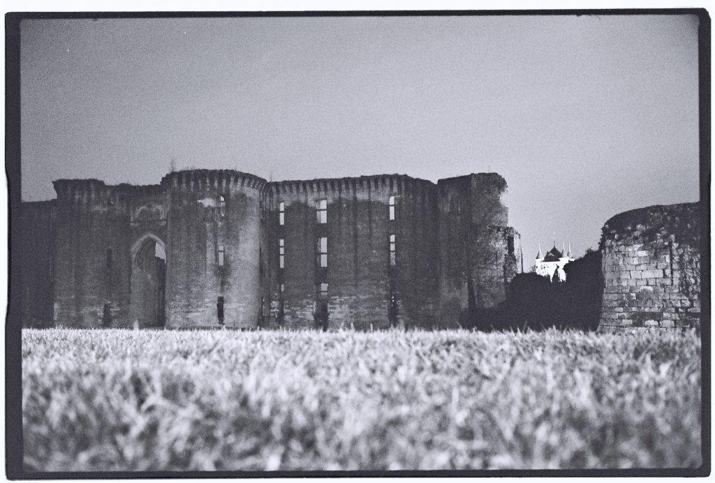 Un château en ruine à la Ferté Milon