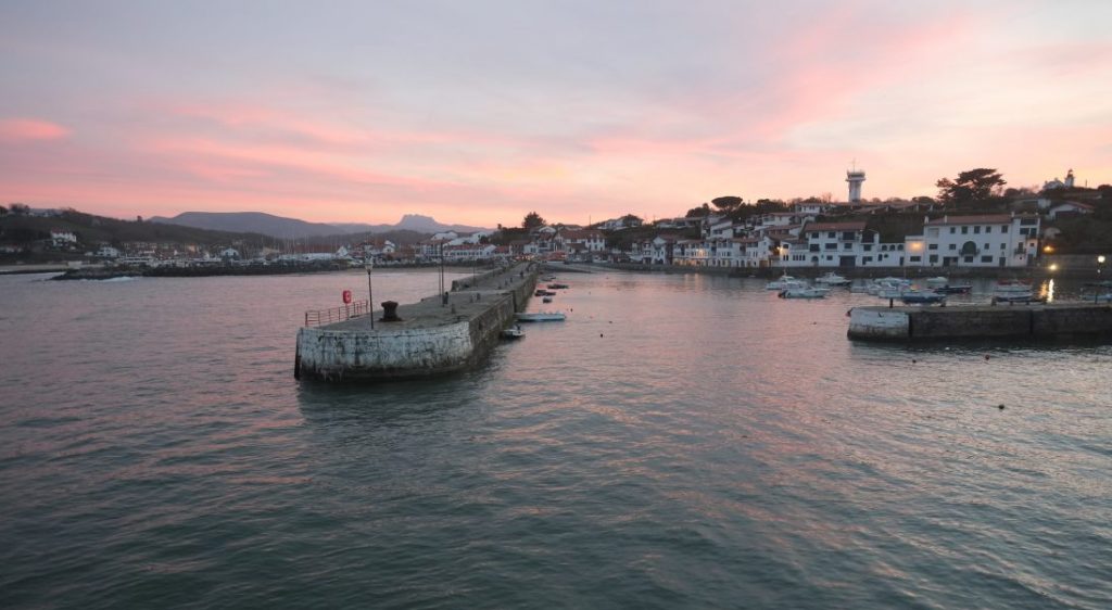 L'incroyable port de Socoa dans le pays basque