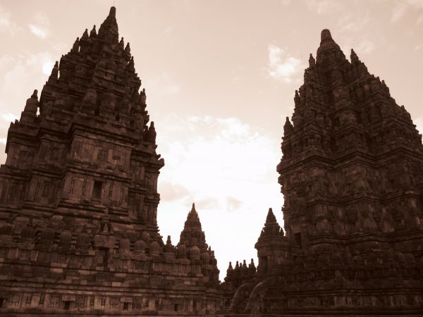 Le splendide temple de Candi Sewu en Indonésie