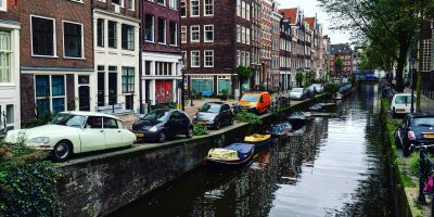 Les canaux, l'un des atouts de la ville d'Amsterdam