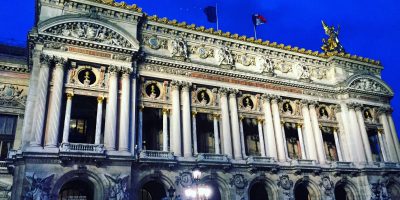 L'opéra Garnier dans la lumière parisienne