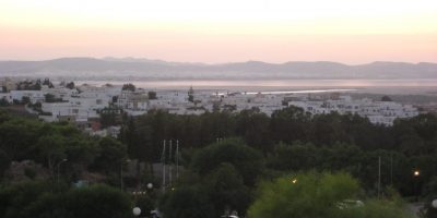 Tunis l'une des plus belles villes d'Afrique au crépuscule