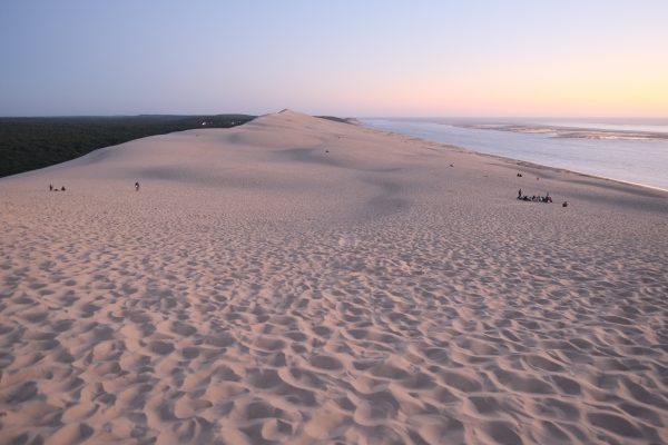 La dune du Pyla, la forêt des landes et l'Océan Atlantique