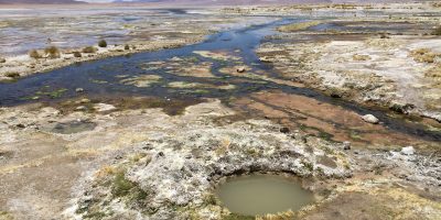 Les eaux thermales de Polques et la laguna Chalviri en Bolivie
