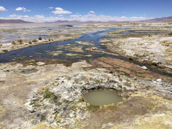 Les eaux thermales de Polques et la laguna Chalviri en Bolivie