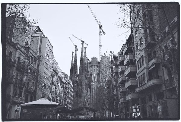 La Sagrada Familia est un OVNI architectural niché dans le coeur de Barcelone
