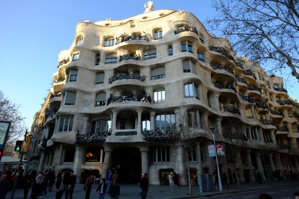 La casa Milà, un immeuble moderne et baroque à Barcelone