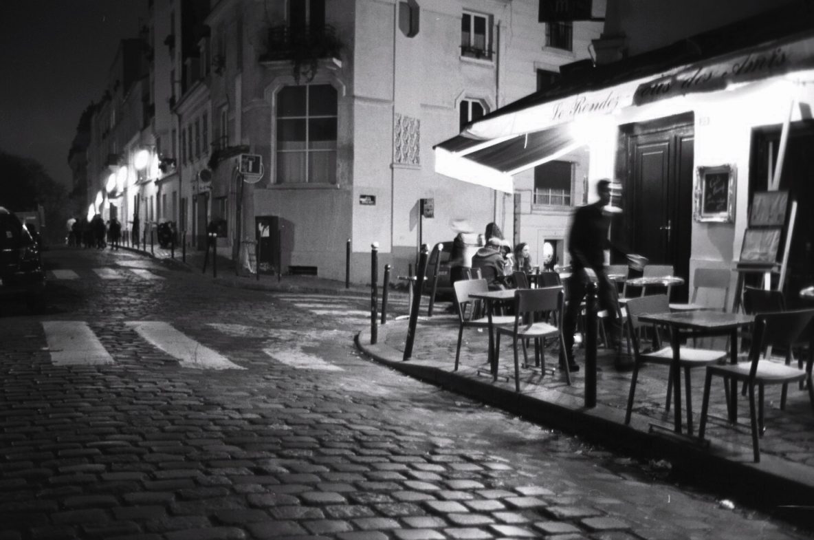 Balade nocturne en hiver à Montmartre