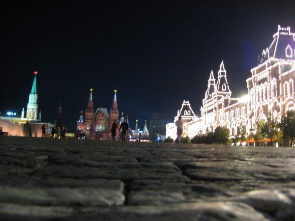 Sur la place Rouge à Moscou, le Kremlin, le Musée d'histoire et le GOUM