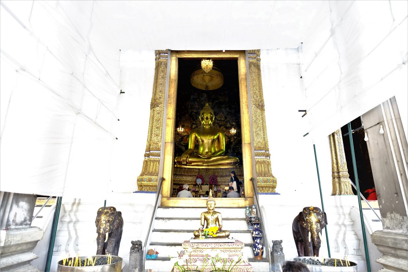 Wat Suthat, un temple bâché 