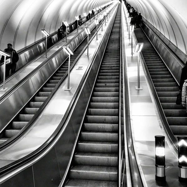 Les escalators du métro moscovite 
