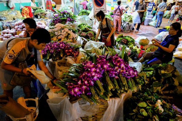 Balade sur le marché aux fleurs de Bangkok