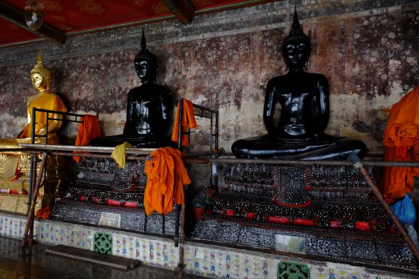 Les abords du temples de Wat Suthat