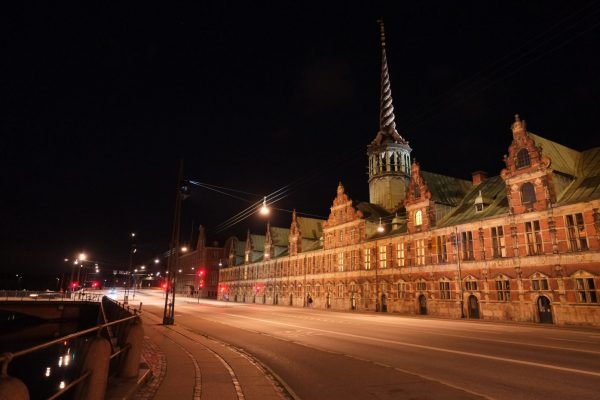 Visite de Copenhague la nuit en été