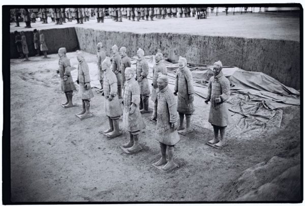 Reconstitution et préservation des soldats en "terracota"