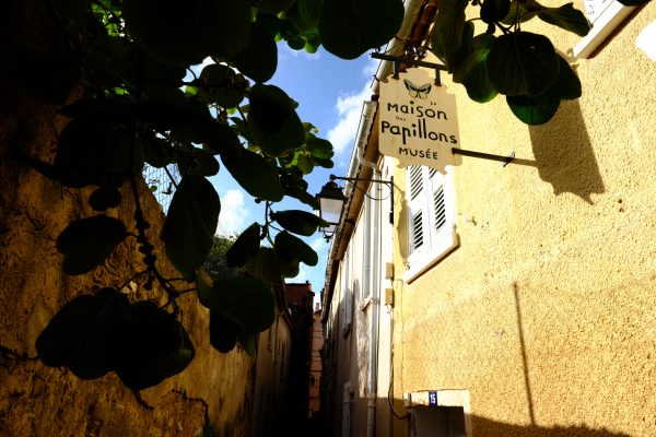Une adresse poétique et insolite à Saint-Tropez