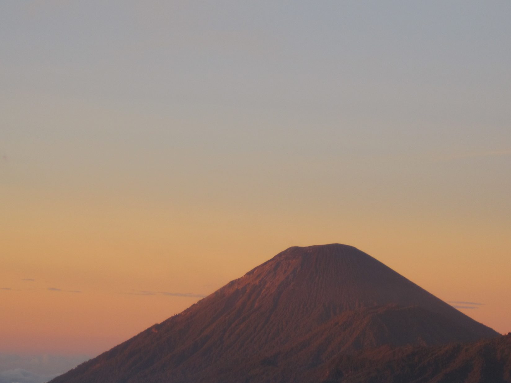 L'un des plus beaux volcans d'Indonésie
