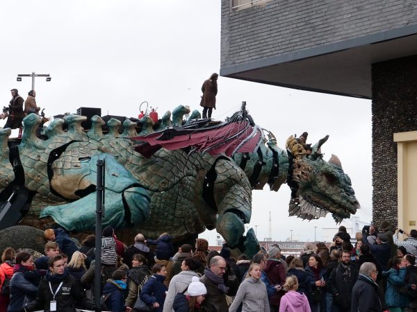 Le Dragon de Calais en exploration urbaine