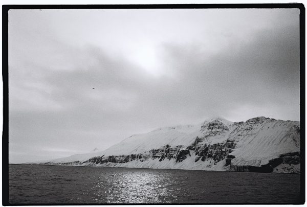 Les paysages de l'Arctique en noir et blanc