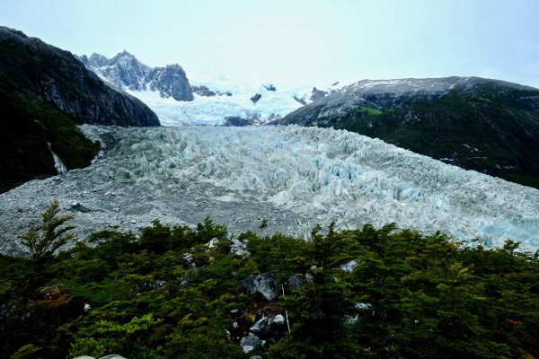Une vue sur le glacier Pia depuis un belvédère