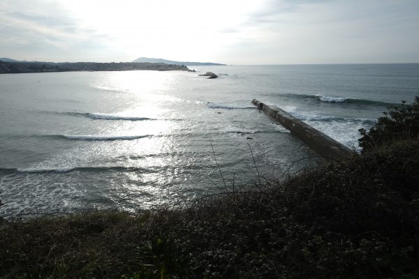 A nice wave to surf with longboard at Saint-Jean de Luz