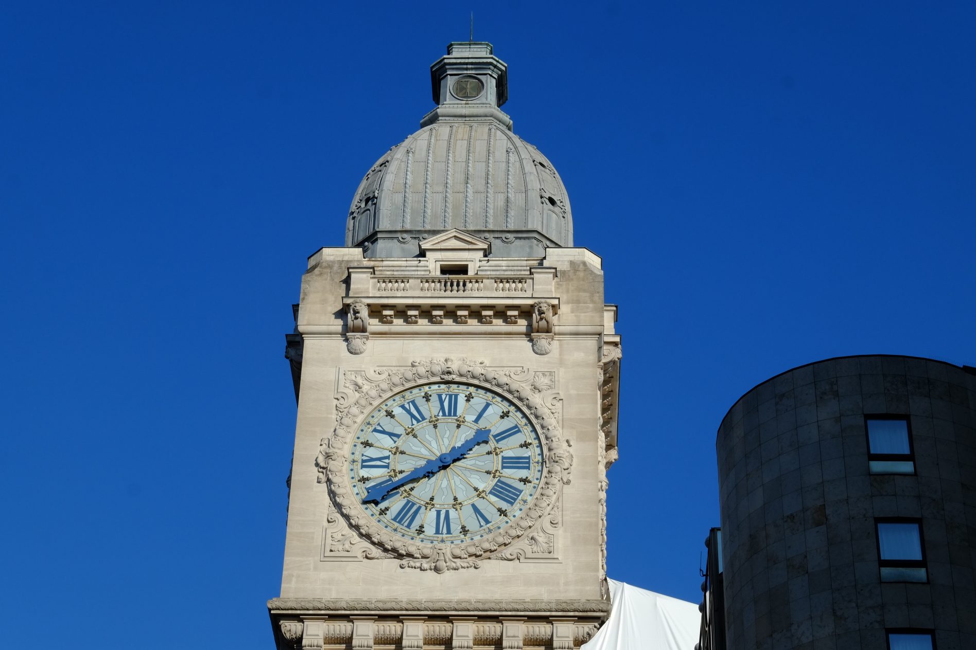Le Beffroi de la Gare de Lyon et son horloge