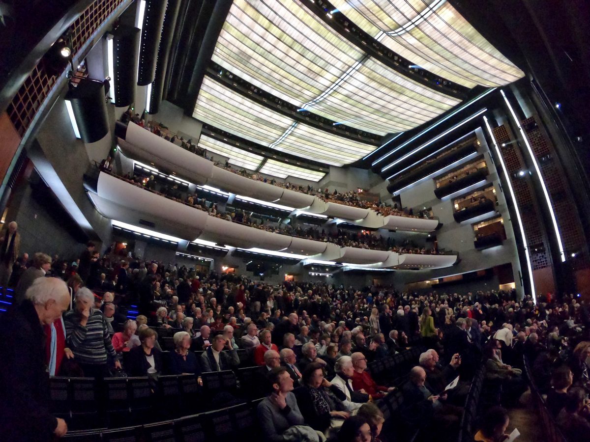 L'opéra Bastille, l'une des plus grandes salles de Paris