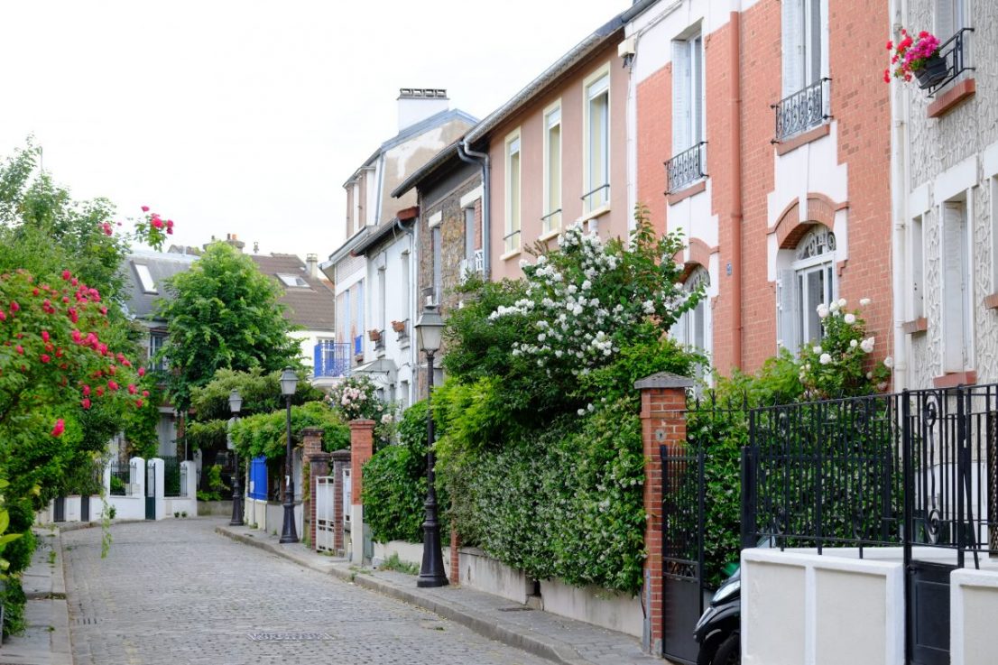 La fameuse rue Irénée Blanc dans le quartier dit de la campagne à Paris