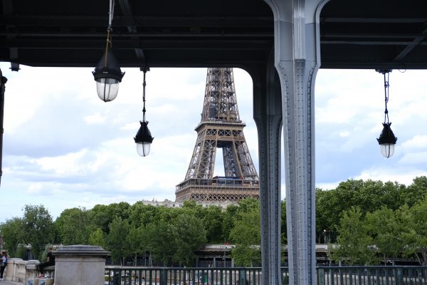 Le pont Bir Hakeim et la Tour Eiffel