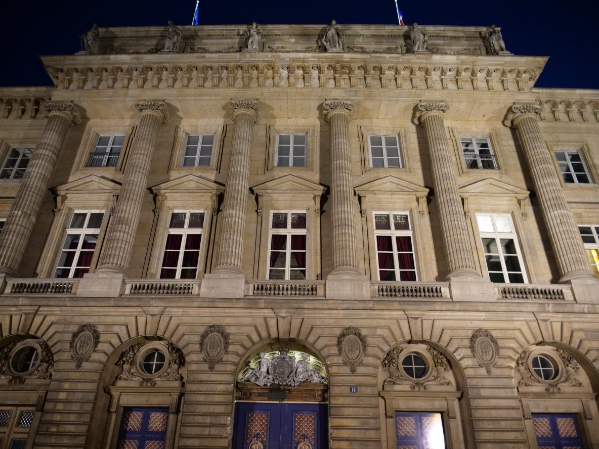La façade du musée de la Monnaie sur les quais de Seine