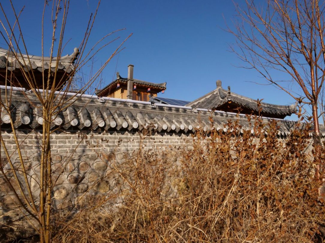 Derrière d'épais murs vivaient autrefois les villageois de Jindalai