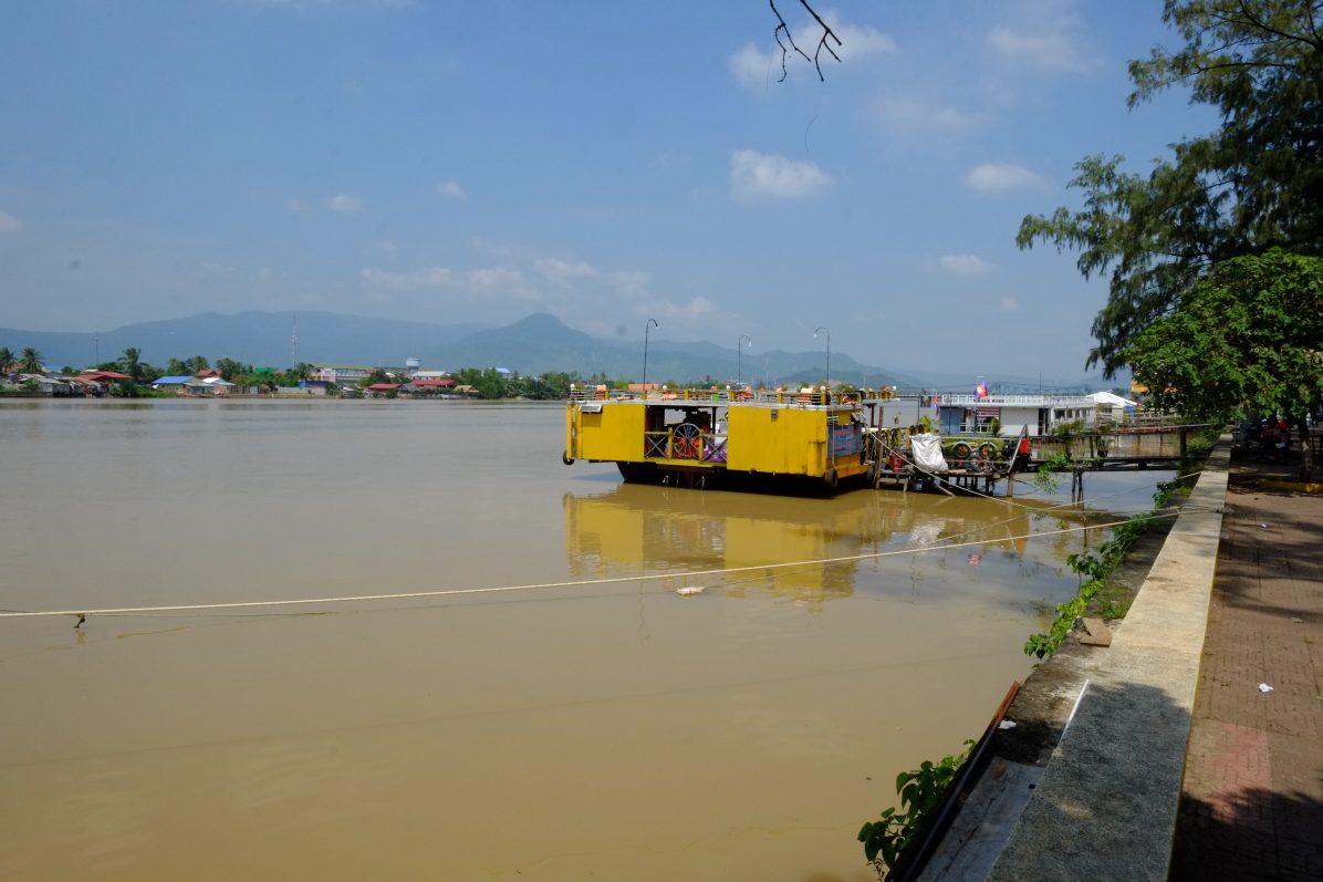 Le fleuve Prek qui borde la ville de Kampot