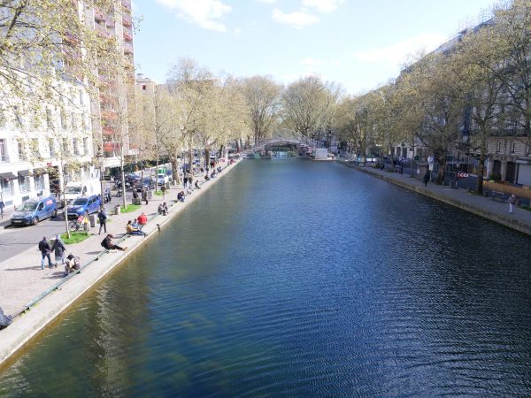 Le canal Saint-Martin sous le soleil