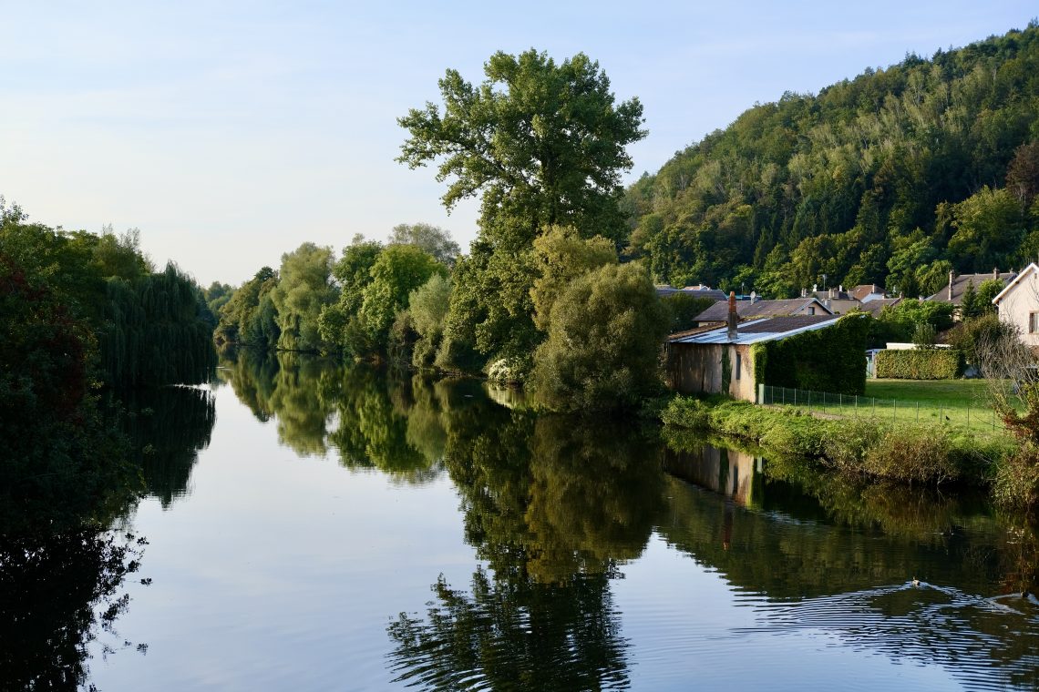 Un joli panorama depuis les bords de la Meurthe