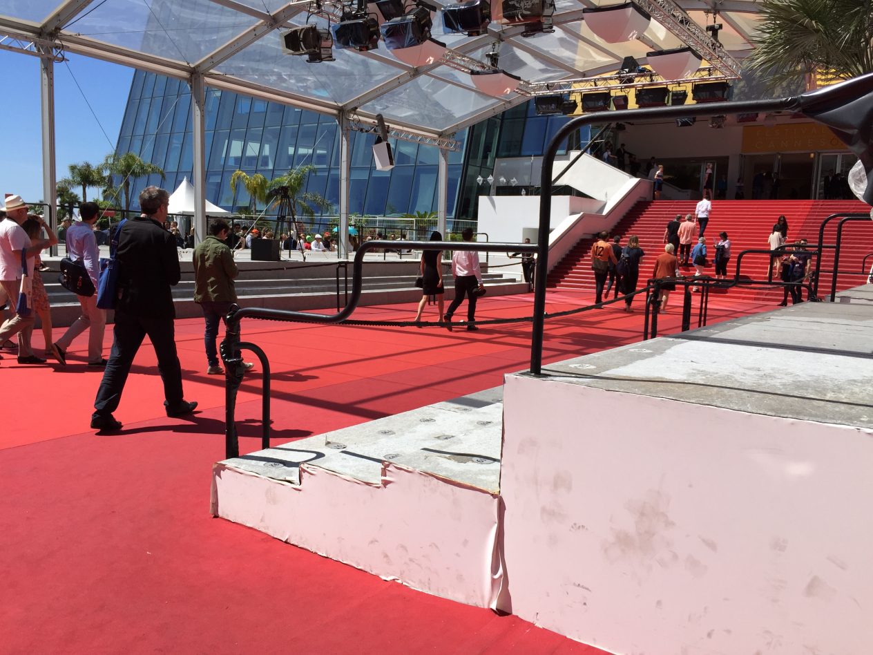 Le fameux tapis rouge lors d'une escale à Cannes